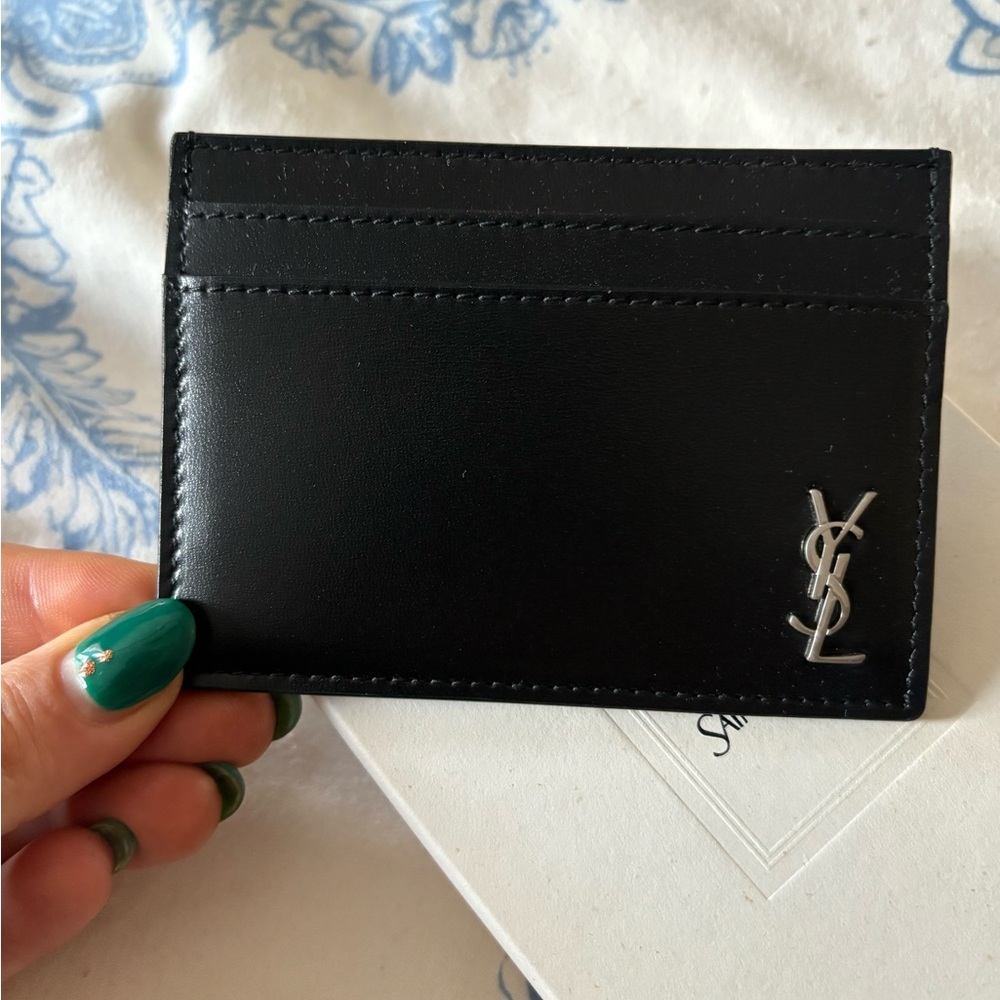 Saint Laurent Sleek Black Card Holder - Picture 3 of 4